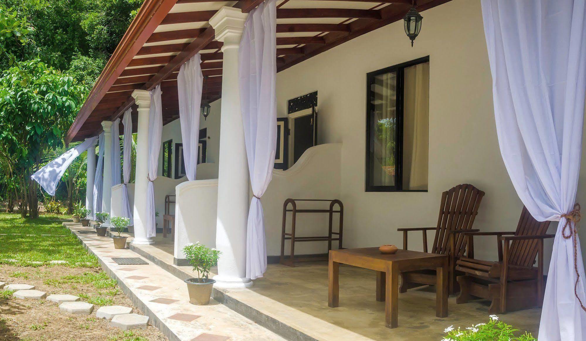 Nature Villa (Adults Only) Unawatuna Esterno foto