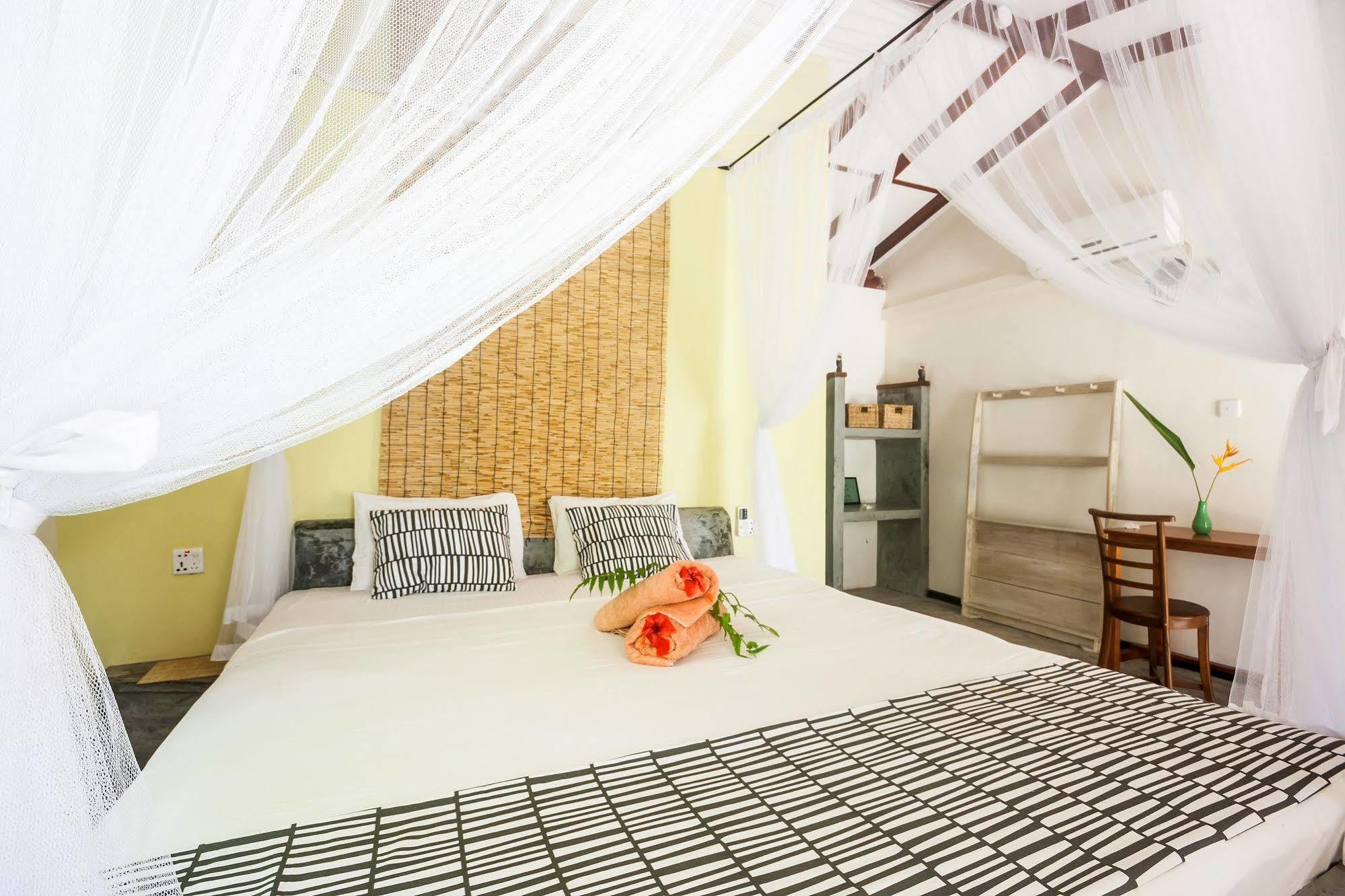 Nature Villa (Adults Only) Unawatuna Esterno foto